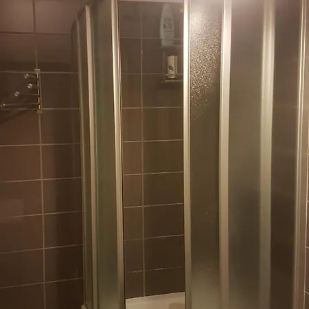 Δωμάτια σε οικογενειακή κατοικία Natsu Powazkowska